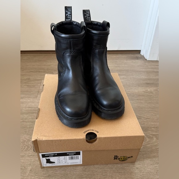Dr. Martens Anistone Lo Leather Boots - Picture 7 of 10